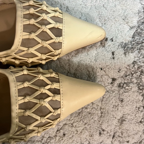 Sandal - Picture 4 of 4